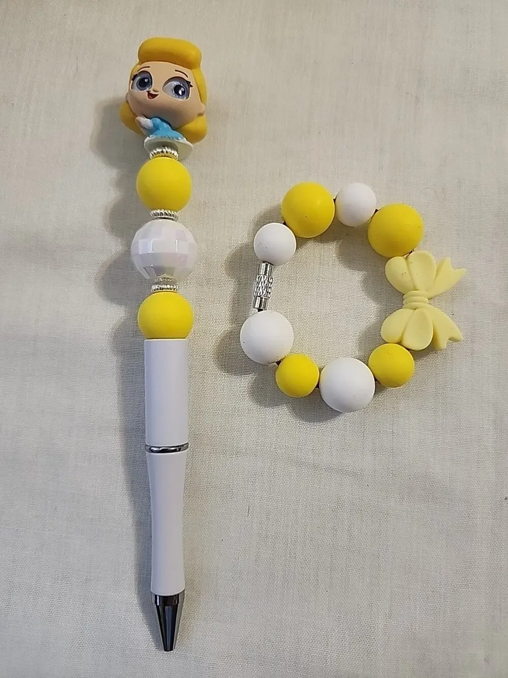 Bead Pen & Cup Charm Matching Combo Young Cinderella & Bow Silicone Beads